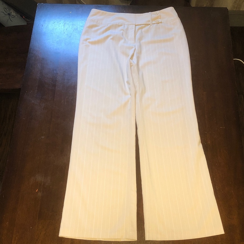 AB Studio Cream Boot-Cut Dress Pants